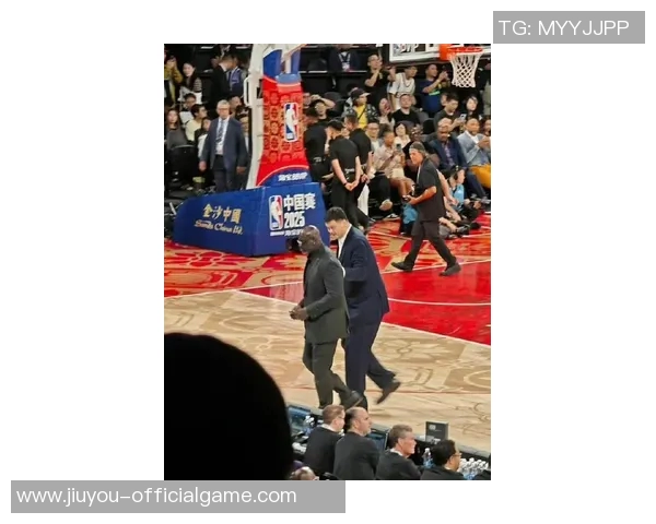 姚明赴希腊参加篮球盛会引发全球球迷热议与关注