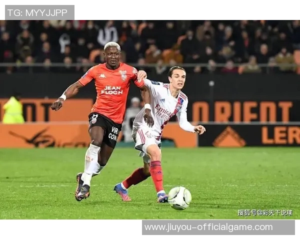 中超波尔图大胜里昂6比2全场沸腾瞬间引发热议分析