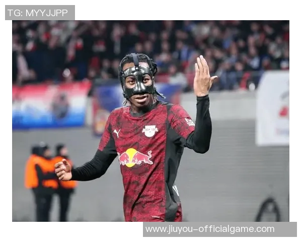 意甲激战曼联狂胜莱比锡6-2全场沸腾赛后分析精彩瞬间回顾