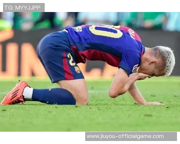 意甲激战莱比锡大胜巴萨红牌争议引发全场热议与战术解析 意甲激战莱比锡大胜巴萨红牌争议引发全场热议与战术解析