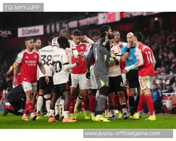 世界杯惊现冷门阿森纳与利物浦战成平局引发全场热议