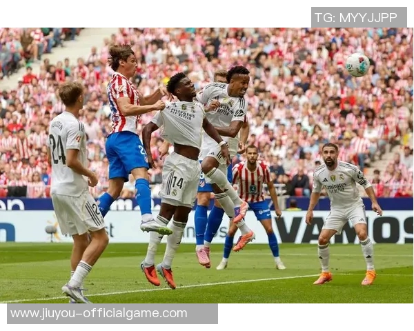 意甲激战莱比锡3-0战胜皇马乌龙球引发争议判罚全场沸腾