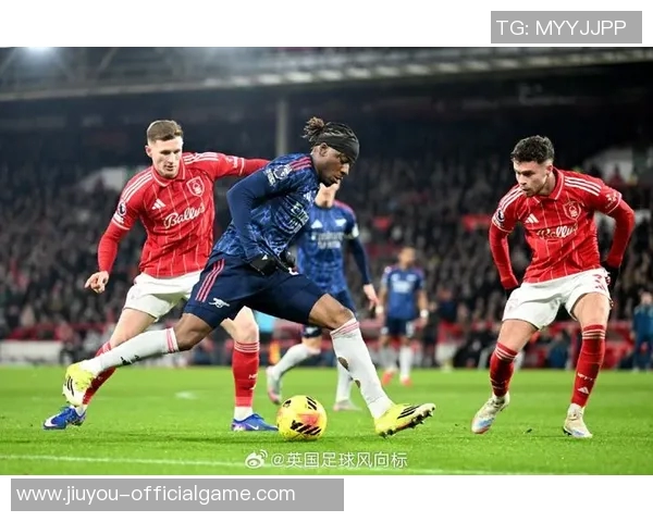 欧联杯精彩对决AC米兰与阿森纳激战成和引发全场热烈反响