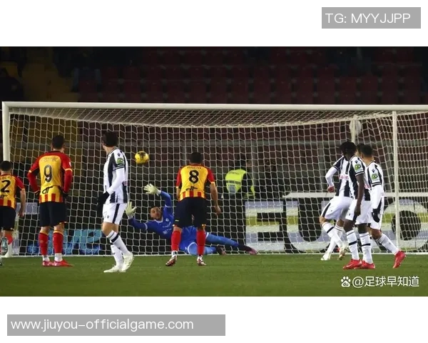 意甲激战波尔图大胜曼联争议判罚引发全场热议与反思