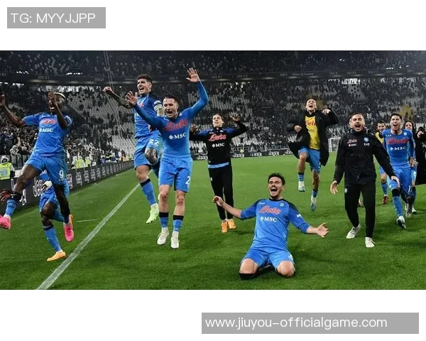 世界杯精彩对决本菲卡与那不勒斯激战成平局数据分析揭示比赛亮点与反转瞬间