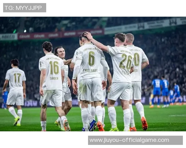 德甲激战：巴黎圣日耳曼逆转曼城红牌争议引发全场热议